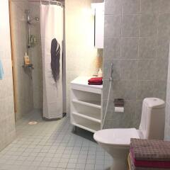 Апартаменты Sauna Apartment In The Heart Of The City Ювяскюля ванная