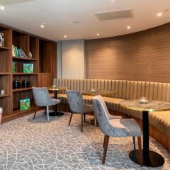 Отель Crowne Plaza London Heathrow T4 Великобритания, Лондон - отзывы, цены и фото номеров - забронировать отель Crowne Plaza London Heathrow T4 онлайн развлечения