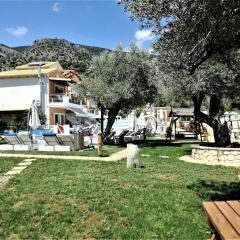 Отель All Saints Villas детские мероприятия фото 2