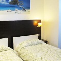 Отель Be Mar Hostel Испания, Барселона - отзывы, цены и фото номеров - забронировать отель Be Mar Hostel онлайн комната для гостей фото 2