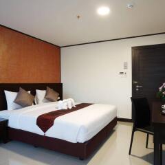 Отель Orchid Resortel Пхукет сейф в номере