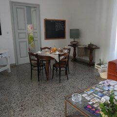 Отель Volver B&B Лечче комната для гостей фото 4