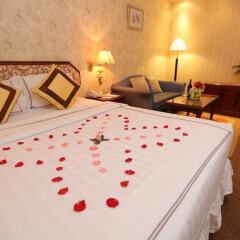 Lotus SaiGon Hotel сейф в номере