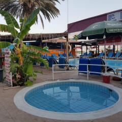 Kkaras Hotel бассейн
