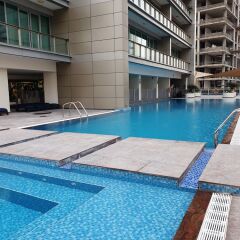 Отель City Nights Holiday Homes- 8 BLVD Walk Tower бассейн