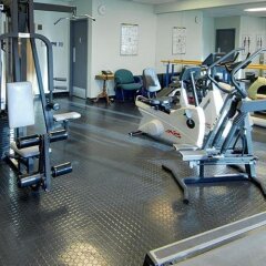 Отель Viva Suites Vancouver Канада, Ванкувер - отзывы, цены и фото номеров - забронировать отель Viva Suites Vancouver онлайн фитнесс-зал фото 2