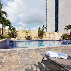 Отель Crowne Plaza San Pedro Sula бассейн фото 3