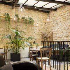 Hotel Maxim Quartier Latin гостиничный бар