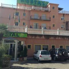 Отель Hostal La Casa de Enfrente парковка фото 2