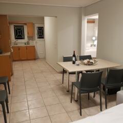 Апартаменты Cosy Apartment with patio Афины в номере