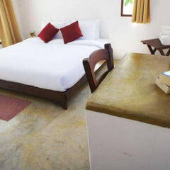 Отель Dacha Resort Phuket комната для гостей