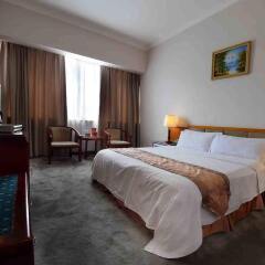 Отель The Overseas Chinese Building Hotel Китай, Шэньчжэнь - отзывы, цены и фото номеров - забронировать отель The Overseas Chinese Building Hotel онлайн комната для гостей фото 3