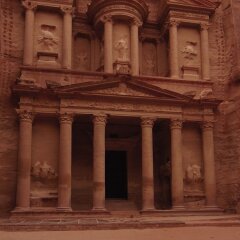 Отель Movenpick Resort Petra Иордания, Вади-Муса - 1 отзыв об отеле, цены и фото номеров - забронировать отель Movenpick Resort Petra онлайн вид на фасад