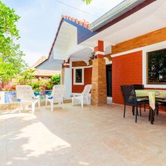 Отель Baan Kanittha - 4 Bedrooms Garden Villa фото 2