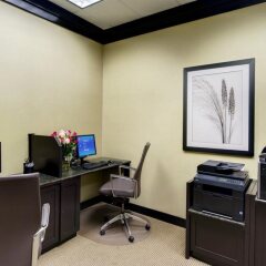 Отель Hampton Inn & Suites Chicago Downtown интерьер отеля