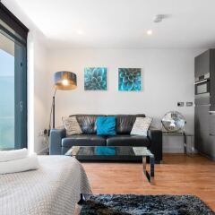 Апартаменты Lovely Studio W/balcony in Islington, 4 Guests комната для гостей фото 3