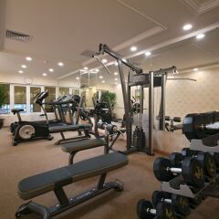 The Light Hotel фитнесс-зал фото 2