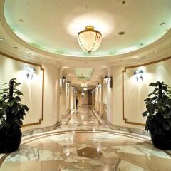 Отель Howard Johnson Ginwa Plaza Сиань интерьер отеля
