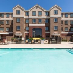 Отель Staybridge Suites Sacramento Airport Natomas бассейн фото 3