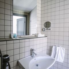 Отель Best Western Plus Hotell Nordic Lund Швеция, Лунд - отзывы, цены и фото номеров - забронировать отель Best Western Plus Hotell Nordic Lund онлайн ванная фото 2