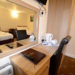 Cranbrook Hotel удобства в номере