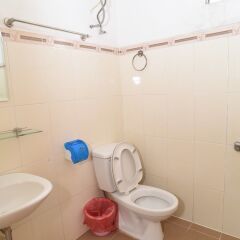Отель Ken's House Backpackers Downtown 2 Далат ванная