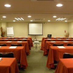 Отель Holiday Inn Express Guadalajara Expo с домашними животными