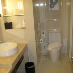 Отель Centara Grand at Central Plaza Ladprao Bangkok ванная