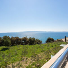 Отель Adriatic Queen Villa пляж