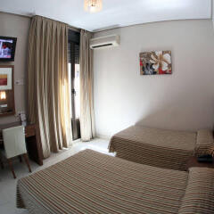 Отель Hostal Bermejo