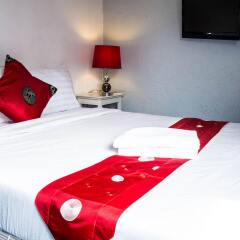 Отель Padi Madi Guest House Бангкок комната для гостей фото 5