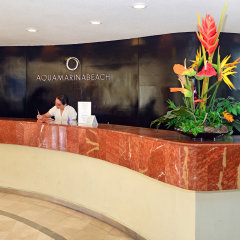 Отель Aquamarina Beach Resort Мексика, Канкун - отзывы, цены и фото номеров - забронировать отель Aquamarina Beach Resort онлайн интерьер отеля фото 2