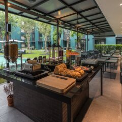 Отель Theatre Residence Таиланд, Бангкок - 1 отзыв об отеле, цены и фото номеров - забронировать отель Theatre Residence онлайн питание фото 3