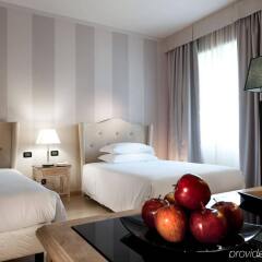 Отель c-hotels Ambasciatori Италия, Флоренция - 1 отзыв об отеле, цены и фото номеров - забронировать отель c-hotels Ambasciatori онлайн комната для гостей фото 3