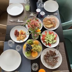 Отель Merko Hotel Албания, Берат - отзывы, цены и фото номеров - забронировать отель Merko Hotel онлайн питание