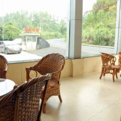 Ruifeng Hotel комната для гостей