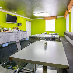 Отель Quality Inn Near Hollywood Walk of Fame США, Лос-Анджелес - 1 отзыв об отеле, цены и фото номеров - забронировать отель Quality Inn Near Hollywood Walk of Fame онлайн помещение для мероприятий