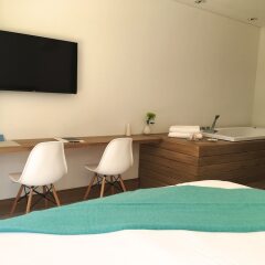 Live Hotel Boutique - Adults Only сейф в номере