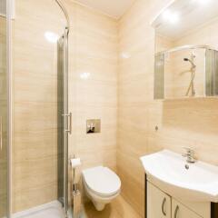 Отель Color Hostel Польша, Познань - 2 отзыва об отеле, цены и фото номеров - забронировать отель Color Hostel онлайн ванная