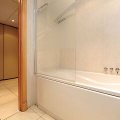 Отель Pavillon Riviera YourHostHelper Франция, Канны - отзывы, цены и фото номеров - забронировать отель Pavillon Riviera YourHostHelper онлайн ванная фото 2