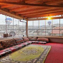 Falcon Cave Suites Турция, Гёреме - 1 отзыв об отеле, цены и фото номеров - забронировать отель Falcon Cave Suites онлайн пляж