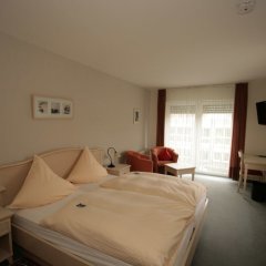 Hotel Ännchen Garni in Bad Neuenahr-Ahrweiler, Germany from 131$, photos, reviews - zenhotels.com guestroom