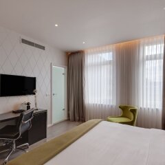 Отель Holiday Inn Dresden - Am Zwinger Германия, Дрезден - 2 отзыва об отеле, цены и фото номеров - забронировать отель Holiday Inn Dresden - Am Zwinger онлайн комната для гостей фото 5
