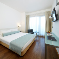 Hotel Faro & Beach Club комната для гостей