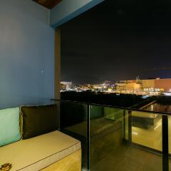 Отель The House Patong балкон
