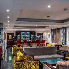 Protea Hotel Kuramo Waters Лагос гостиничный бар
