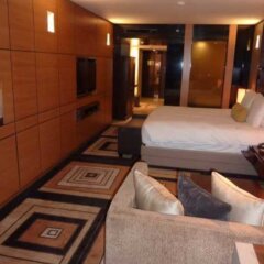Отель Hilton Beijing Wangfujing сауна