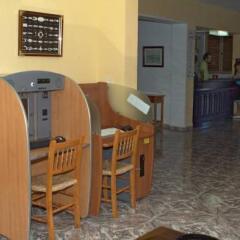 Отель Hostal Anibal Испания, Сан-Антони-де-Портмань - отзывы, цены и фото номеров - забронировать отель Hostal Anibal онлайн питание
