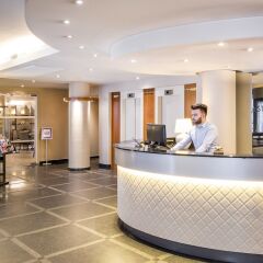 Astoria Hotel Антверпен