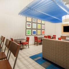 Отель Holiday Inn Express & Suites Indianapolis NE - Noblesville детские мероприятия